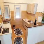 Sonja Требинье